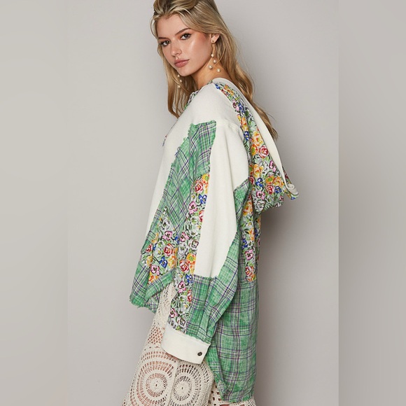 #214 New POL Oversized thermal top with hood - Picture 5 of 10